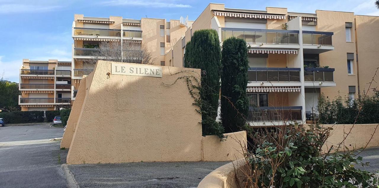 Appartement Le Silene à Sainte-Maxime Extérieur photo